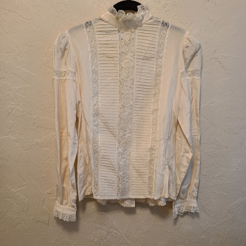 Vintage 1970s Royal Silk Prairie Blouse 4